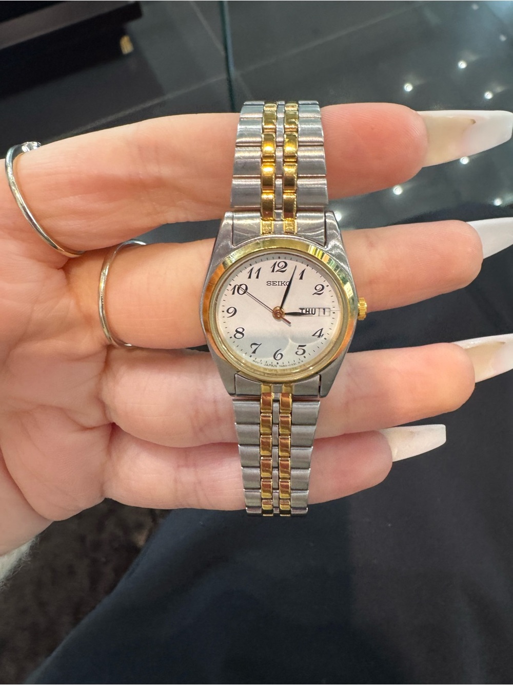 Ladies Vintage Seiko Two-Tone Day/Date Quartz Watch